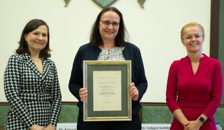 Rangos elismerést kaptunk a Debreceni Egyetemből