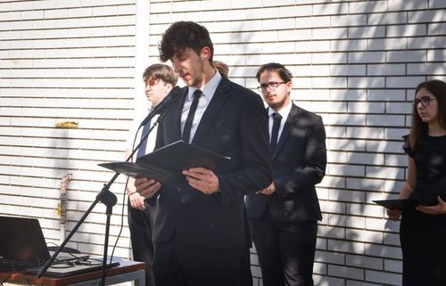 Elbúcsúztak iskolánktól a Közgáz FM vezetői